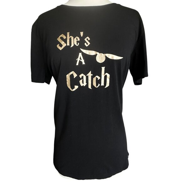 Pair of Thieves Shes A Catch Tshirt Black M Crew Neck Short Sleeve Harry Potter - Picture 2 of 7